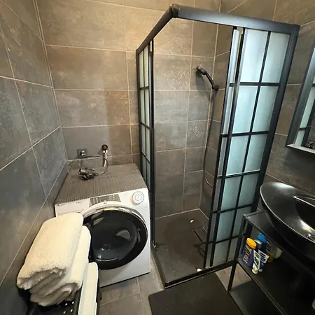 Industrial Zone -studio 4 Appartement *