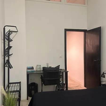 Industrial Zone -studio 4 Apartman